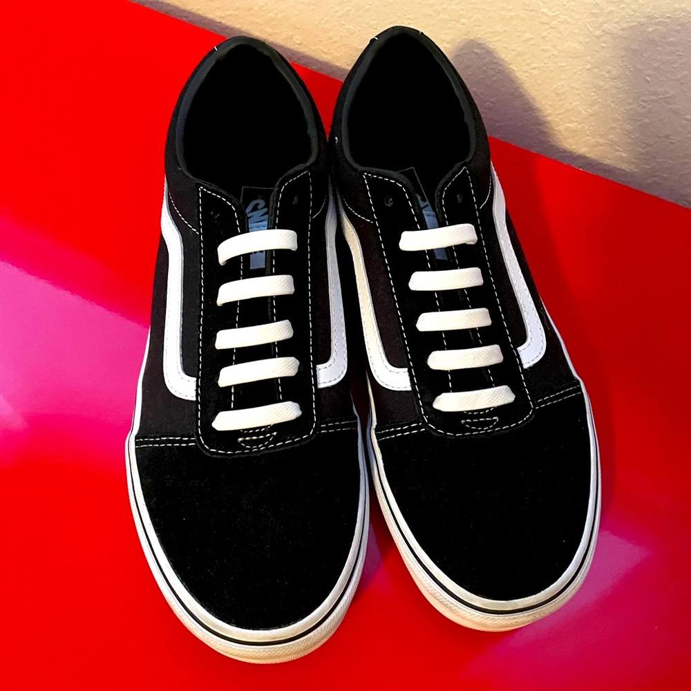 Vans youth size 6